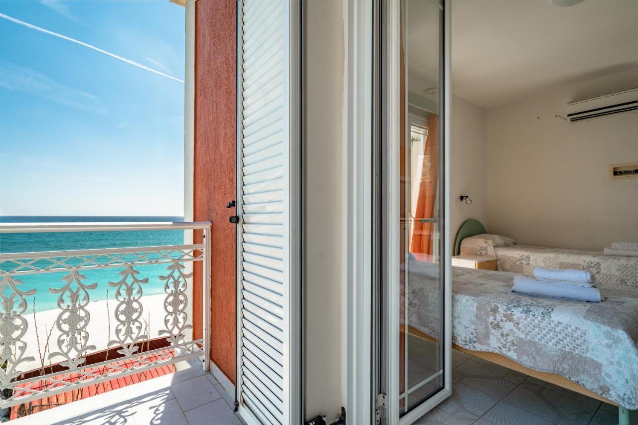 Апартаменты Angela Sea View 4 Trapeza  Экстерьер фото