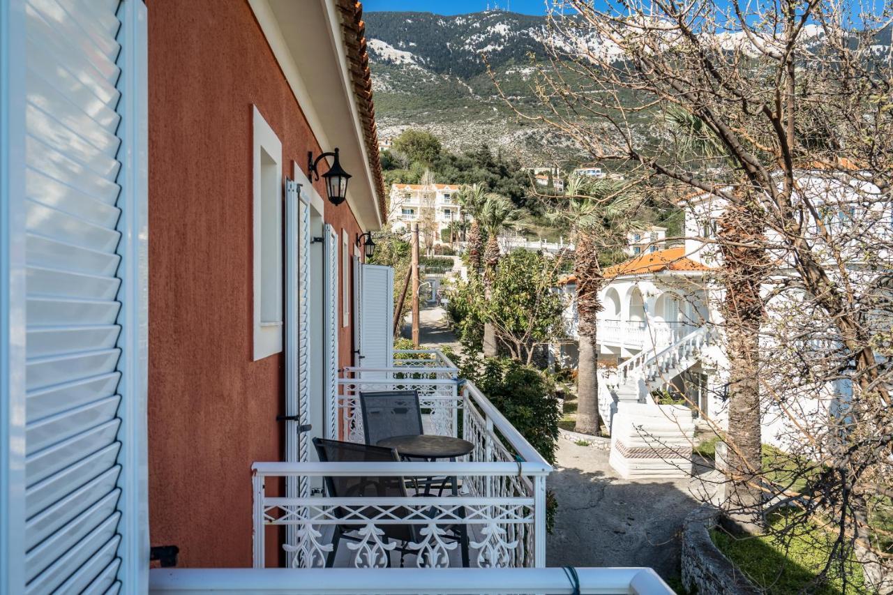 Апартаменты Angela Sea View 4 Trapeza  Экстерьер фото